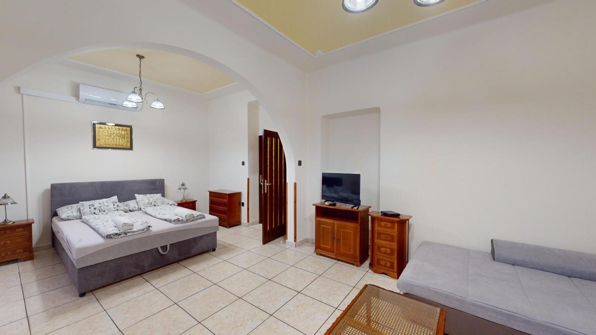 Herczeg Apartment Miskolc Eksteriør bilde