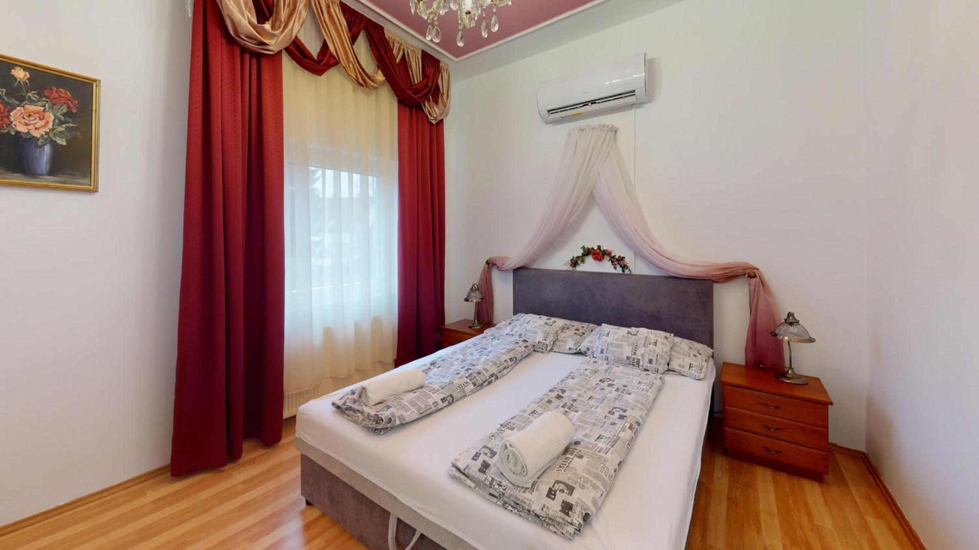 Herczeg Apartment Miskolc Eksteriør bilde