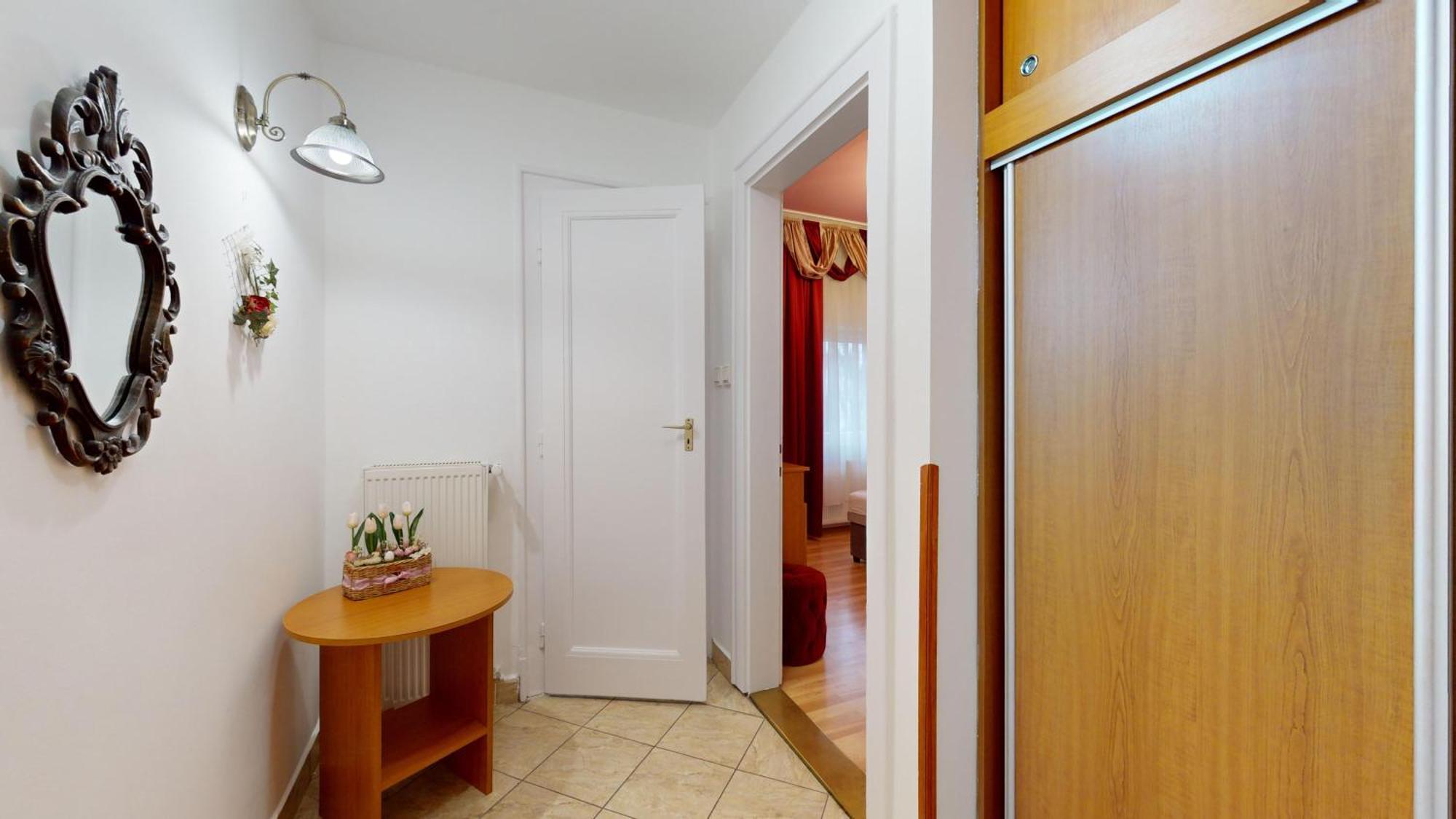 Herczeg Apartment Miskolc Eksteriør bilde