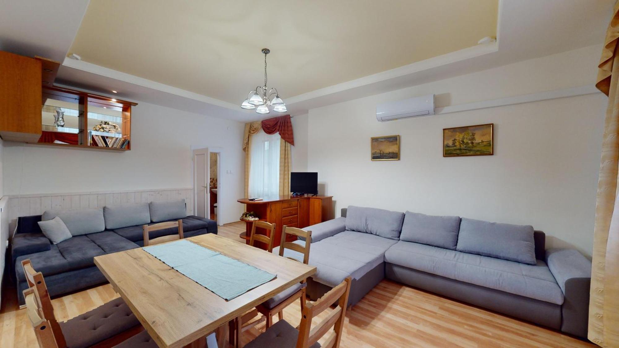 Herczeg Apartment Miskolc Eksteriør bilde